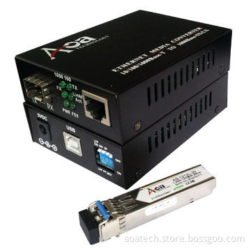 Fiber Optic Communication, Media Converter supports LFP Function, SFP Slot and USB Port Powered